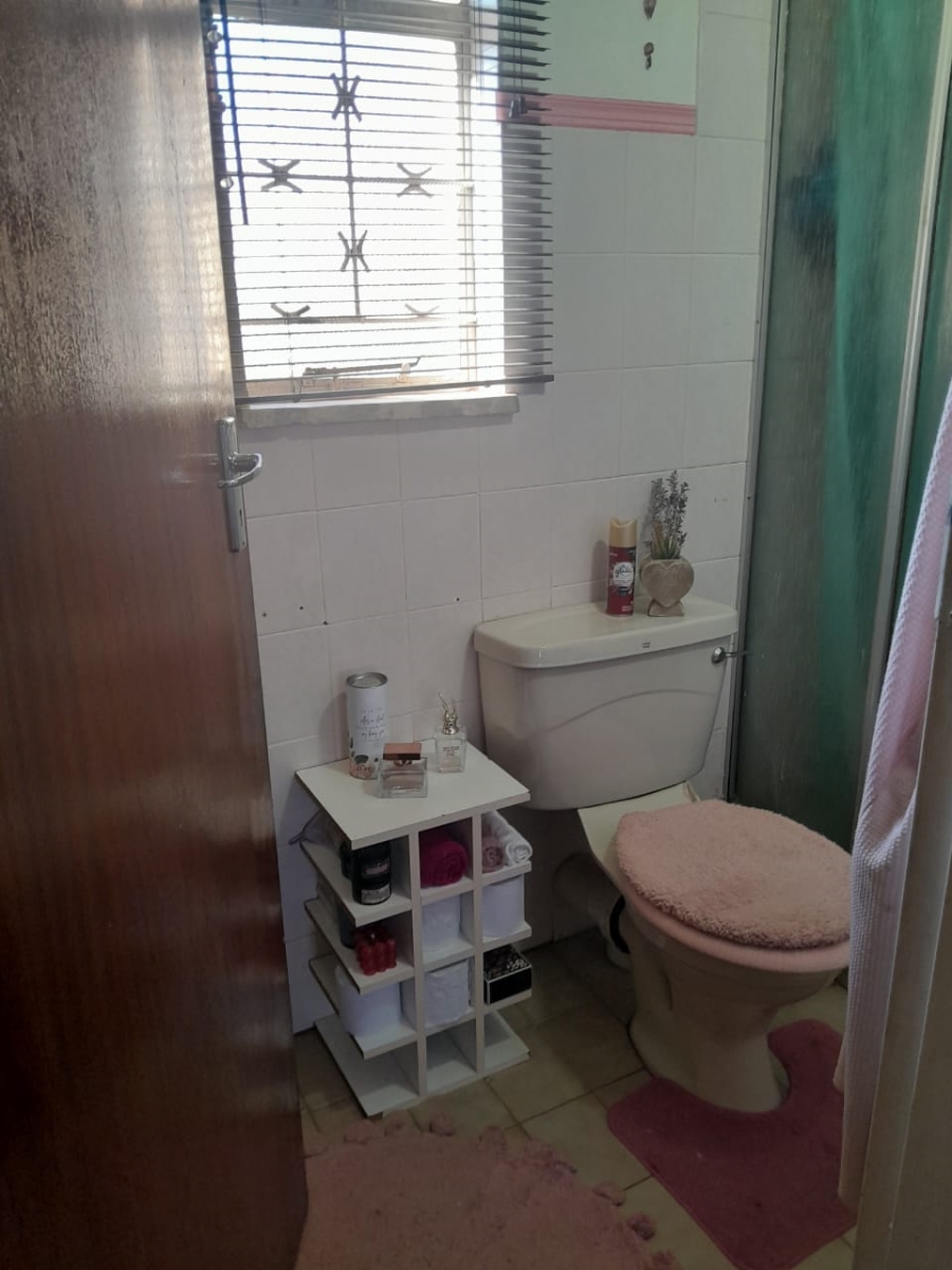 4 Bedroom Property for Sale in Deneysville Free State